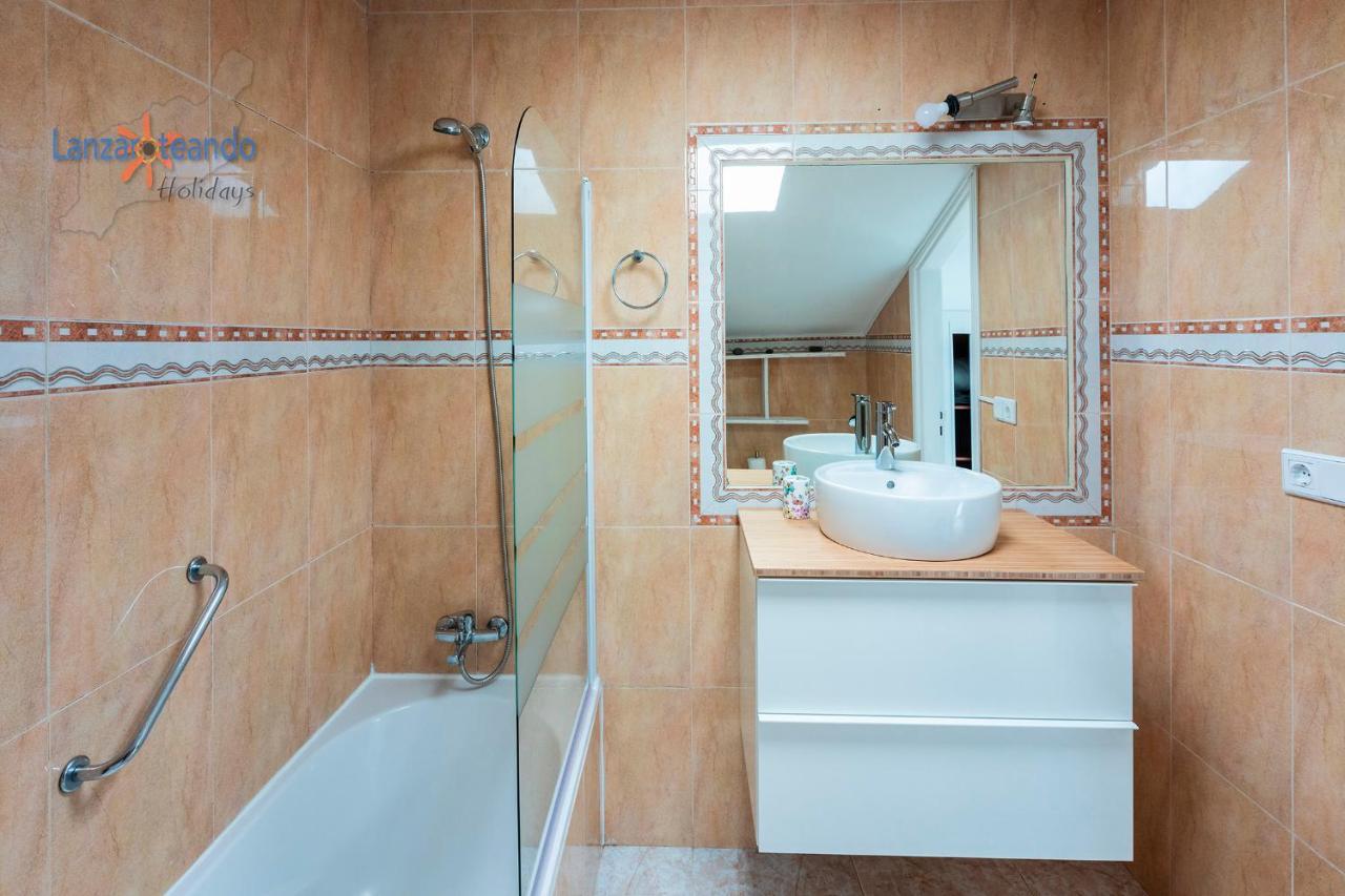 Vivienda Vacacional Sunny - Duplex Apartment 2Beds 2 Baths Costa Teguise Exterior foto